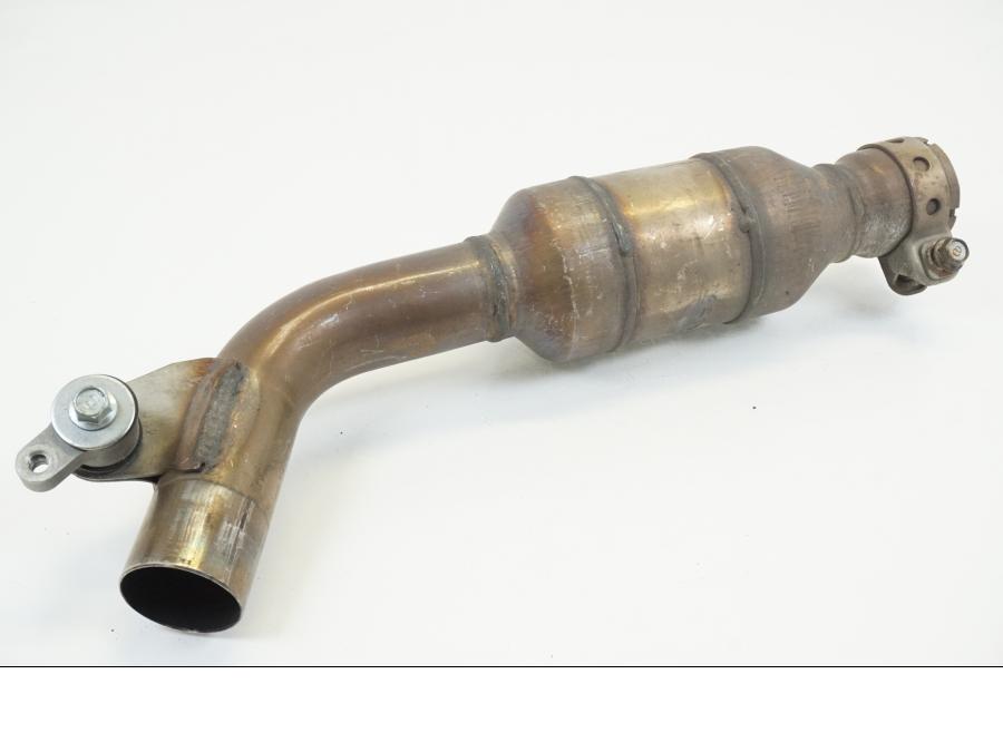 Höger sida på Mellanrör från en Yamaha FZ-6 -2007 motorcykel.