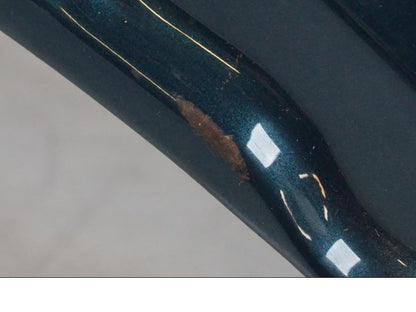 Baksidan på Bakskärm från en Kawasaki VN 750 -1993 motorcykel.