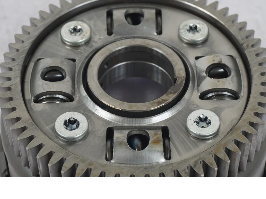 Höger sida på Kopplingskorg från en BMW R 1200 GS -2018 motorcykel.