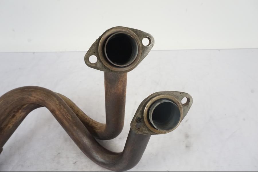 Baksidan på Grenrör från en Kawasaki ER-6F -2010 motorcykel.