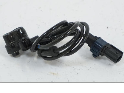 Baksidan på ABS givare från en Honda CB 650 R -2019 motorcykel.