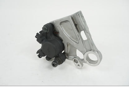 Baksidan på Bromsok från en Yamaha MT-09 Tracer -2021 motorcykel.