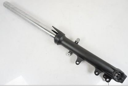 Framsidan på Gaffelben från en Yamaha MT-07 -2019 motorcykel.