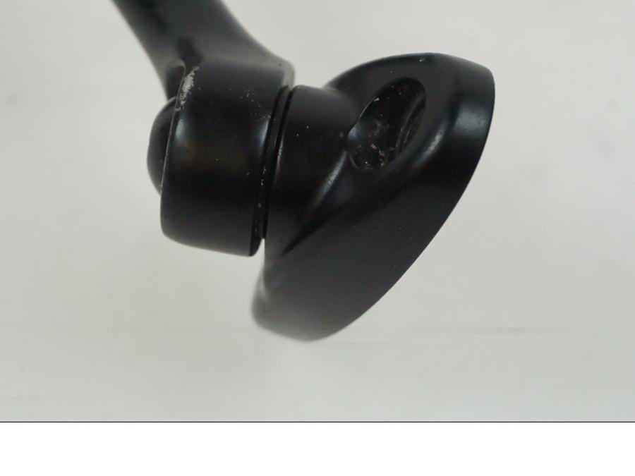 Snett uppifrån på Backspegel från en Honda CBR 1000 -2005 motorcykel.