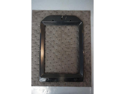 Framsidan på Vattenkylram från en Kawasaki VN 1500 Mean Streak -2003 motorcykel.