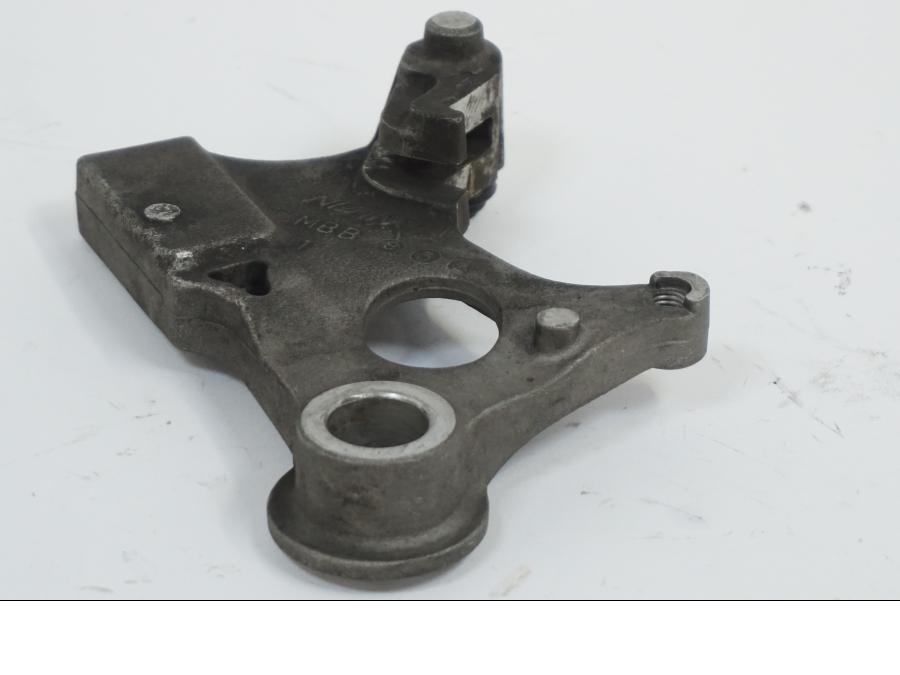 Baksidan på Bromsoksfäste från en Honda VTR 1000 F -1999 motorcykel.