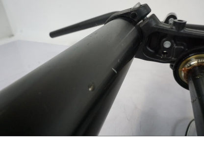 Snett uppifrån på Gaffelpaket från en KTM 790 Duke -2019 motorcykel.