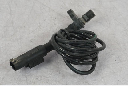 Framsidan på ABS givare från en KTM 1290 Super Adventure R -2018 motorcykel.