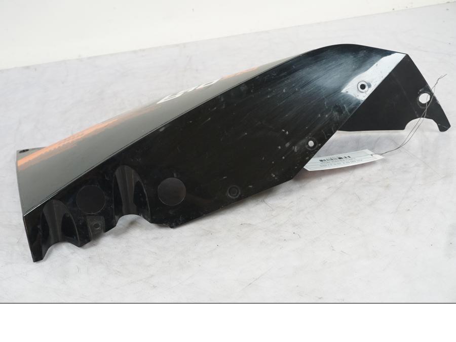 Baksidan på Sidopanel från en KTM 690 SM R -2009 motorcykel.