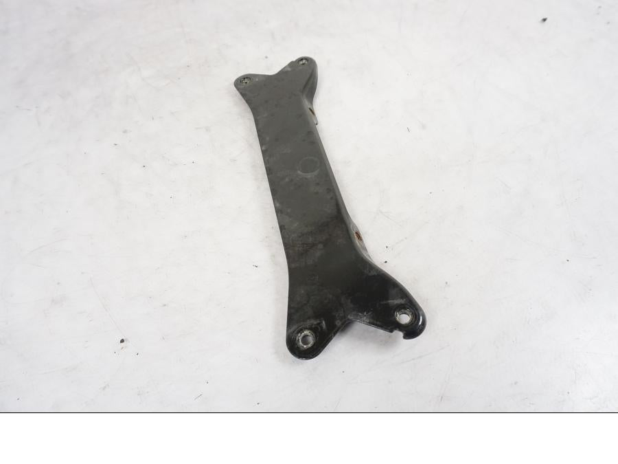 Baksidan på Bakram från en KTM 790 Duke -2018 motorcykel.