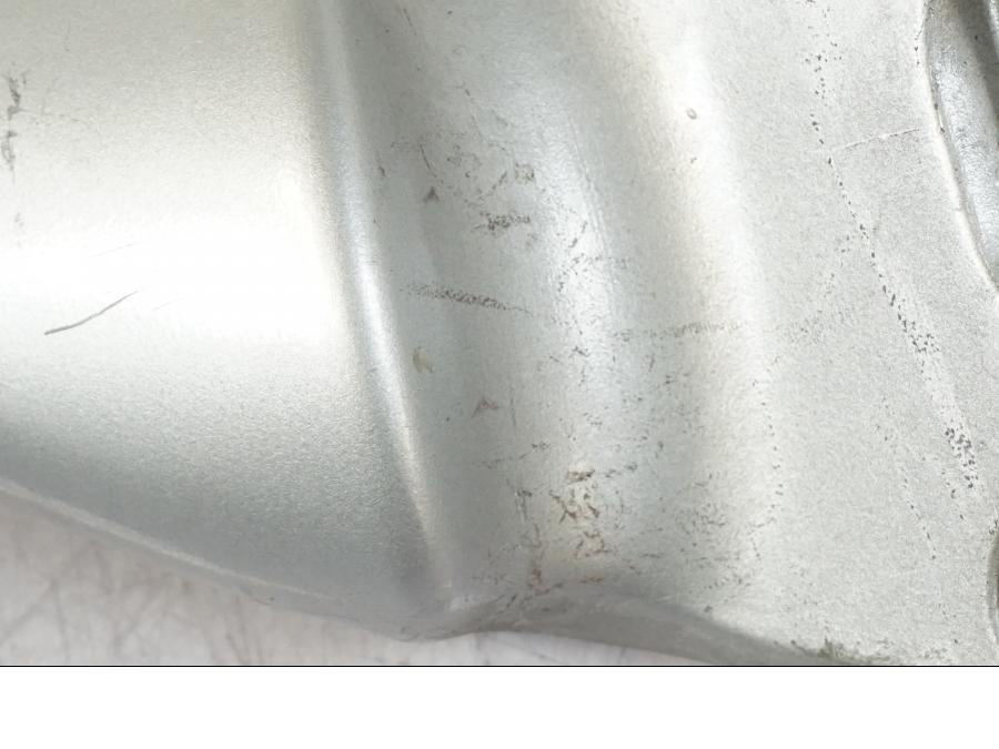 Höger sida på Fotpinne från en Suzuki GSX 1300 RX -1999 motorcykel.