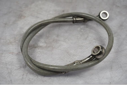 Höger sida på Bromsledning från en Triumph Tiger Explorer -2016 motorcykel.