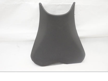 Framsidan på Sadel från en Kawasaki Z 400 -2020 motorcykel.