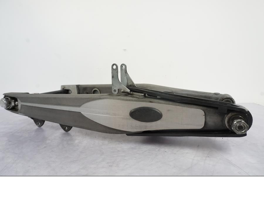 Framsidan på Sving från en KTM 640 SM -2005 motorcykel.