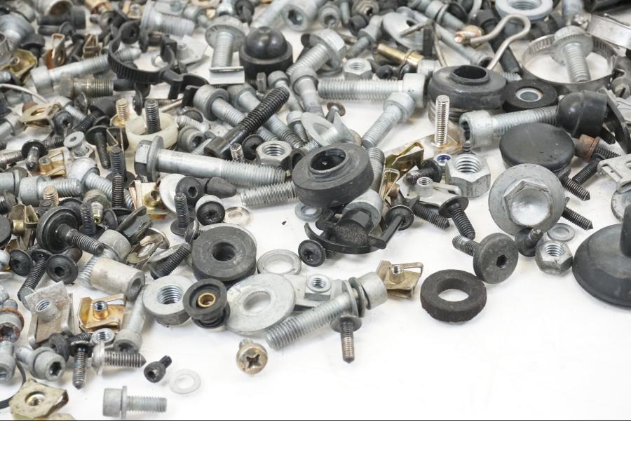 Extrabild6 på Skruv / Mutter etc från en BMW K 1200 LT -2004 motorcykel.