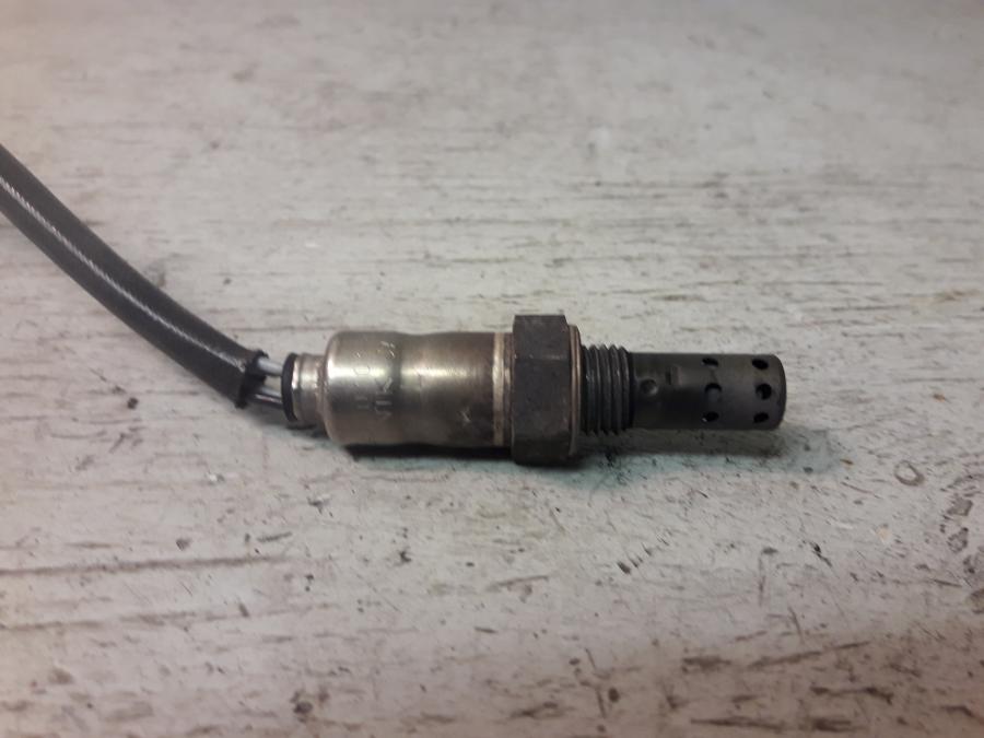 Framsidan på Lambdasond från en Kawasaki ZX-6R -2008 motorcykel.