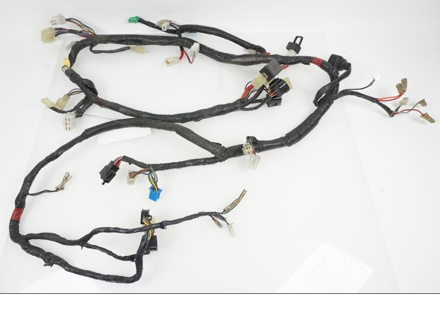 Framsidan på Kabelstam från en Yamaha XJ 900 -1997 motorcykel.