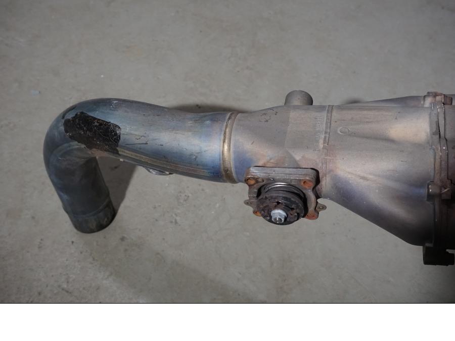 Extrabild1 på Grenrör från en Yamaha YZF 1000 R1 -2004 motorcykel.