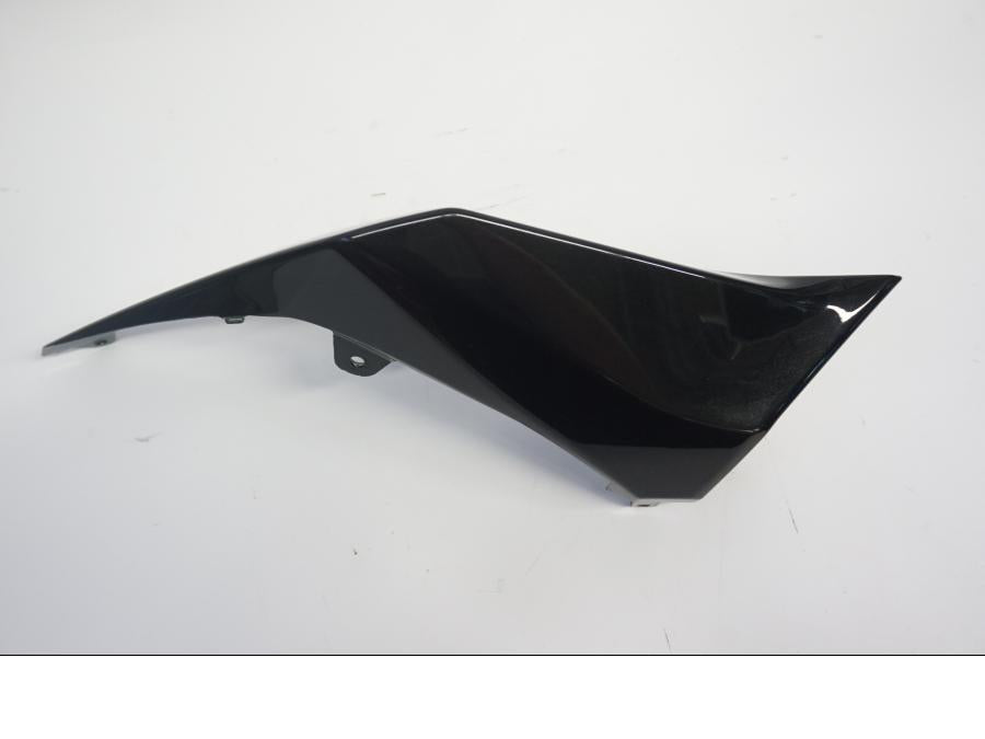 Framsidan på Bakvinge från en Kawasaki Z 250 SL -2015 motorcykel.