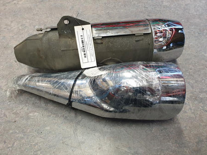 Baksidan på Ljuddämpare från en Honda CTX 1300 -2014 motorcykel.