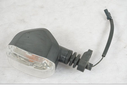 Framsidan på Blinkers från en Triumph Tiger Explorer -2013 motorcykel.