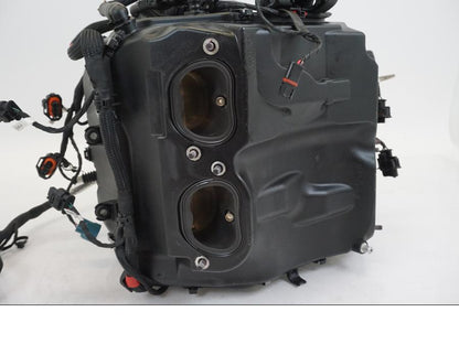 Extrabild5 på Spjällhus från en Ducati Streetfighter V4 -2020 motorcykel.