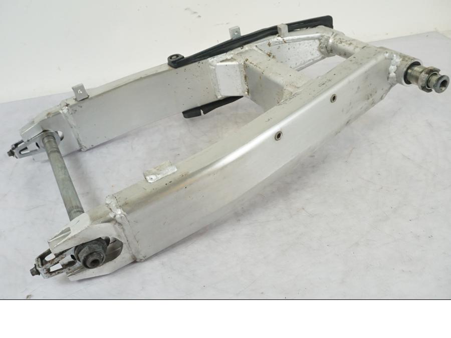 Extrabild2 på Sving från en Honda CBR 1100 XX -1999 motorcykel.