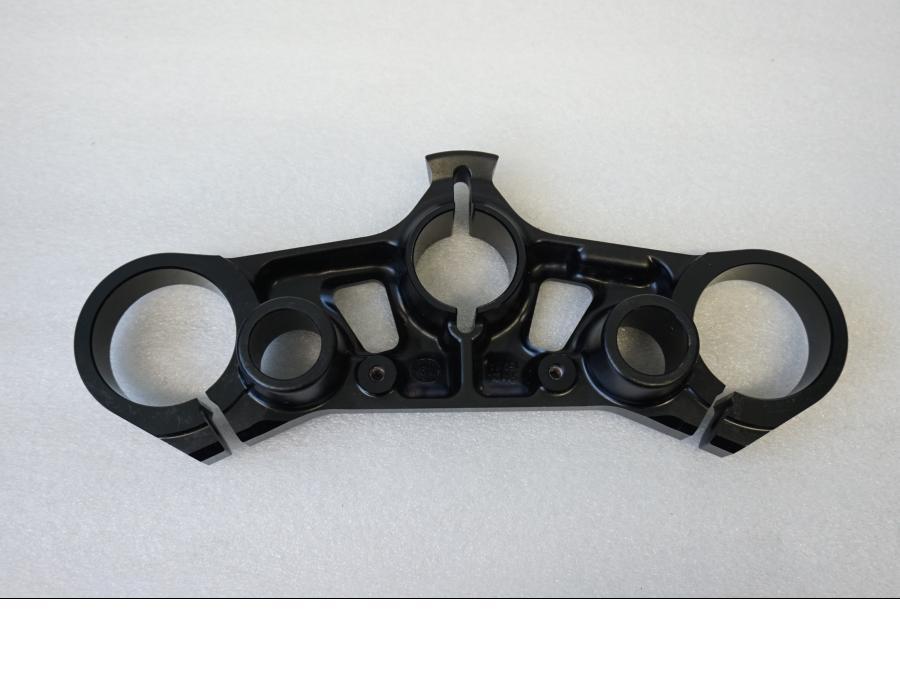 Baksidan på Gaffelkrona från en Ducati Alla -2020 motorcykel.