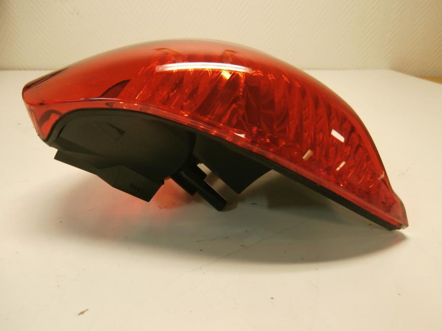 Baksidan på Baklampa från en BMW K 1200 R Sport -2007 motorcykel.