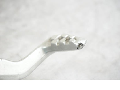 Höger sida på Bromspedal från en Ducati Multistrada 950 -2020 motorcykel.