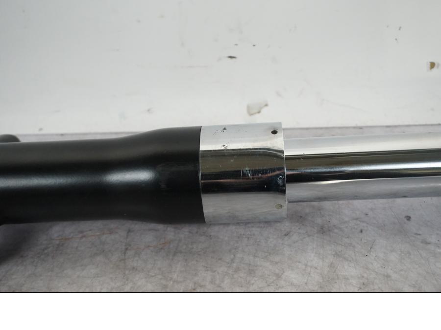 Baksidan på Gaffelben från en Kawasaki VN 1500 -1996 motorcykel.