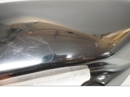 Höger sida på Sidopanel från en Suzuki VL 800 -2001 motorcykel.