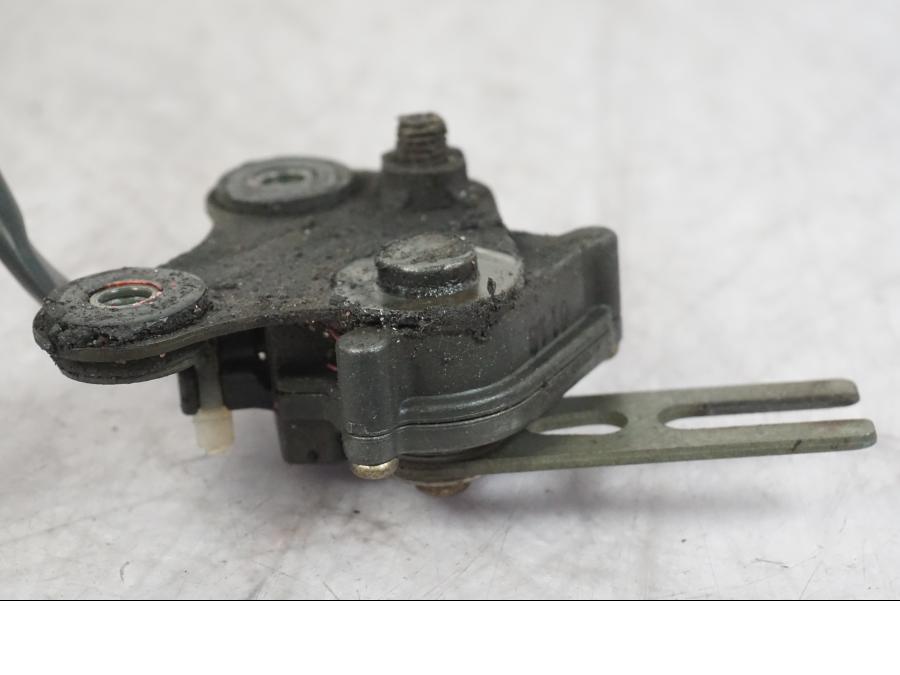 Höger sida på Sidostödsbrytare från en Kawasaki ZX-6R -2006 motorcykel.