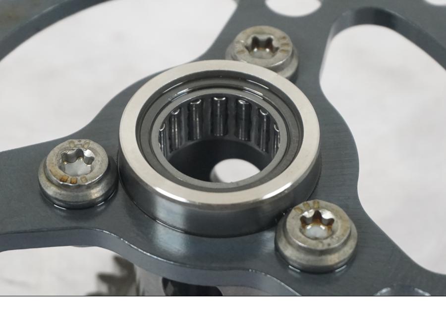 Extrabild1 på Kamkedjedrev från en BMW R 1200 GSA -2014 motorcykel.