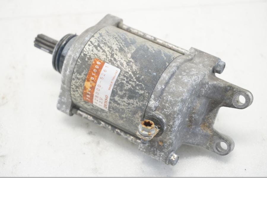 Framsidan på Startmotor från en KTM 690 SMCR -2016 motorcykel.