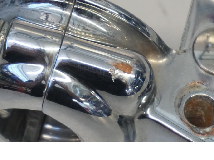 Snett uppifrån på Kopplingsklo från en H-D Touring Road King Classic FLHRCI -2008 motorcykel.