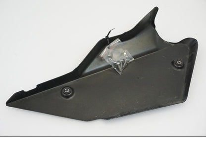 Snett uppifrån på Värmeskydd från en Kawasaki ZX-10R -2008 motorcykel.