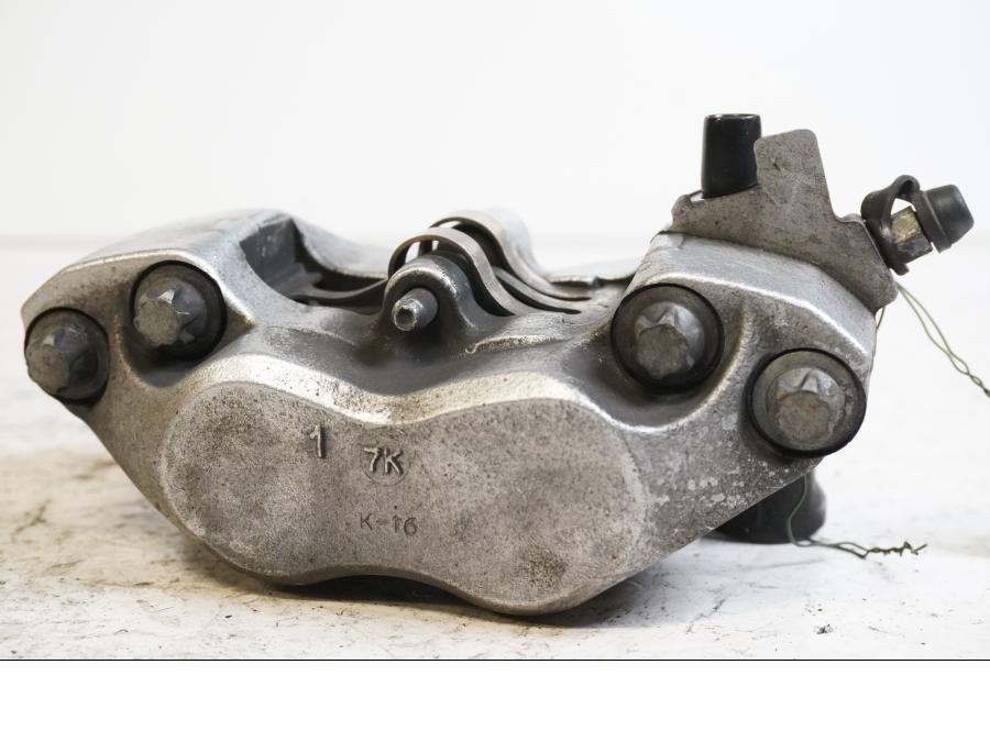 Baksidan på Bromsok från en Suzuki GSX 1300 BK -2008 motorcykel.