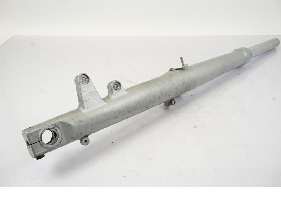 Höger sida på Gaffelben från en BMW R 1150 RS -2003 motorcykel.