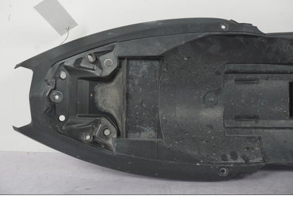 Extrabild4 på Undertail från en Suzuki GSF 1250 -2010 motorcykel.