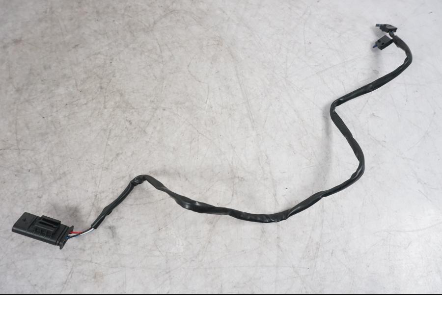 Framsidan på Kopplingskontakt från en Ducati Multistrada V4 -2024 motorcykel.