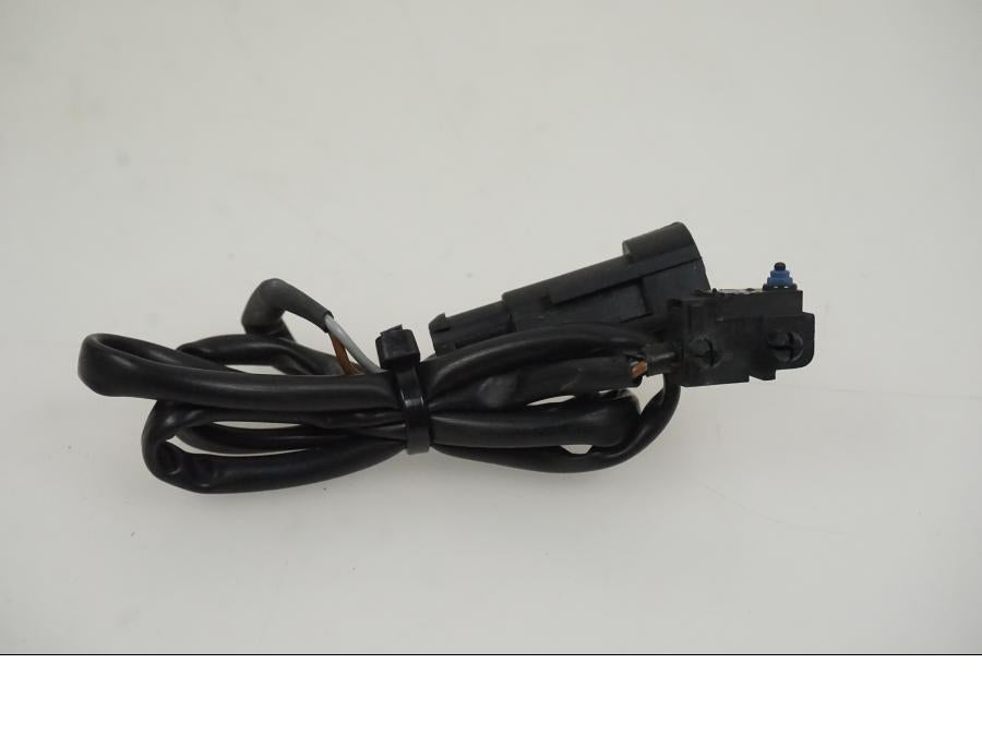 Framsidan på Bromsljuskontakt från en KTM 1290 Super Duke -2019 motorcykel.