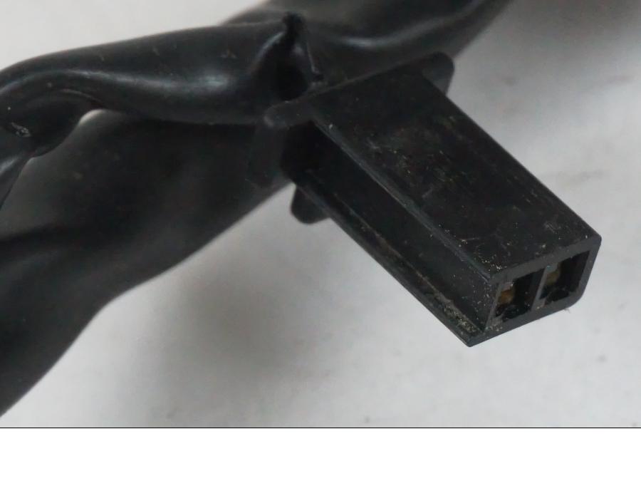 Vänster sida på Styrelreglage från en Suzuki VZR 1800 -2009 motorcykel.