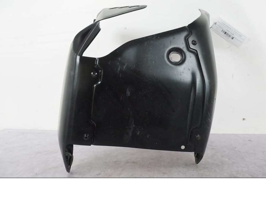 Baksidan på Hasplåt från en Ducati Multistrada V4 -2024 motorcykel.