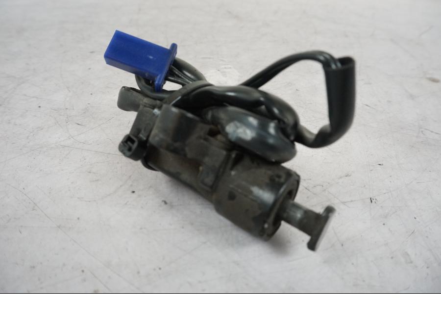 Framsidan på Sidostödsbrytare från en Yamaha MT 125 -2017 motorcykel.