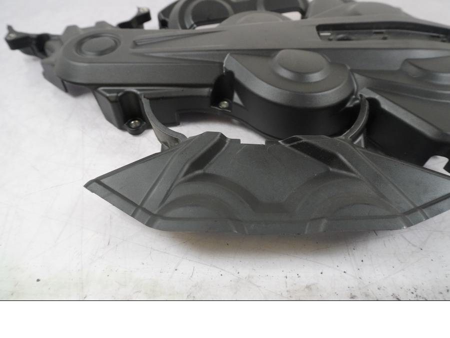 Snett uppifrån på Remskydd från en Ducati Multistrada 1260 -2020 motorcykel.