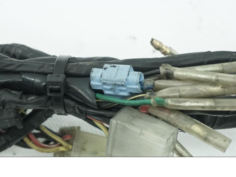 Baksidan på Kabelstam från en Kawasaki Z 750 80-tal -1984 motorcykel.