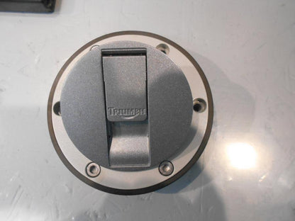 Vänster sida på Låssats från en Triumph Tiger 800 -2016 motorcykel.