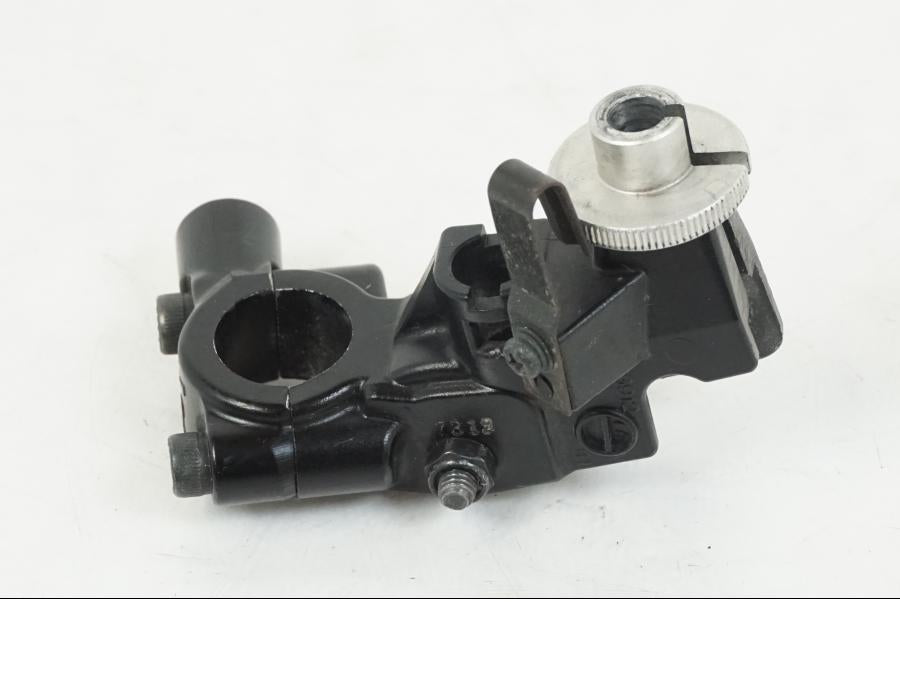 Baksidan på Kopplingsklo från en Triumph Speed Triple -2008 motorcykel.