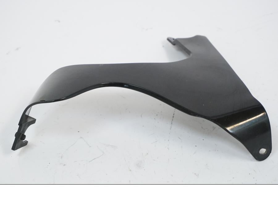 Baksidan på Ramskydd från en Kawasaki VN 1500 -2002 motorcykel.